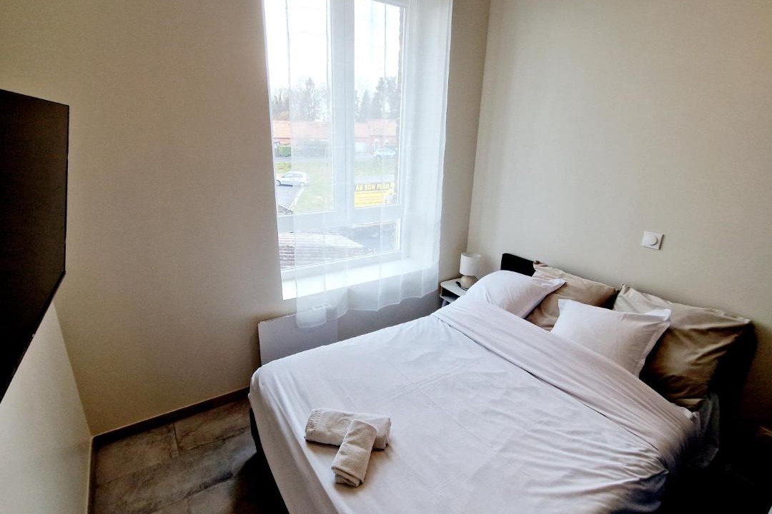 Photo of Bedroom in Maubeuge