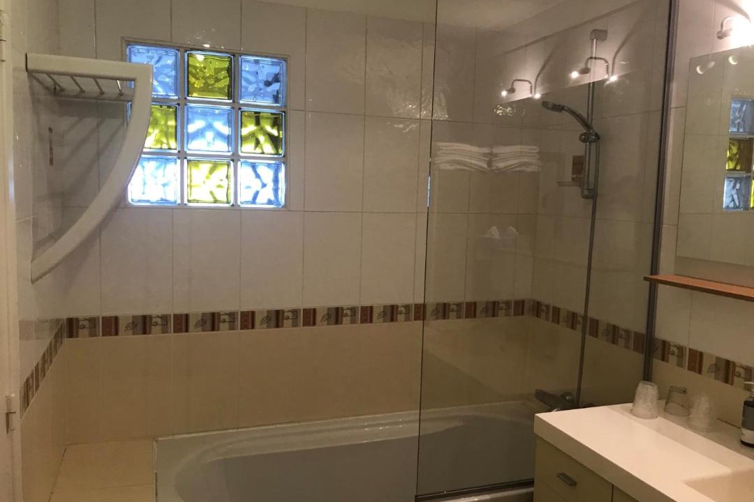 Photo of Bathroom in Boulogne-sur-Mer