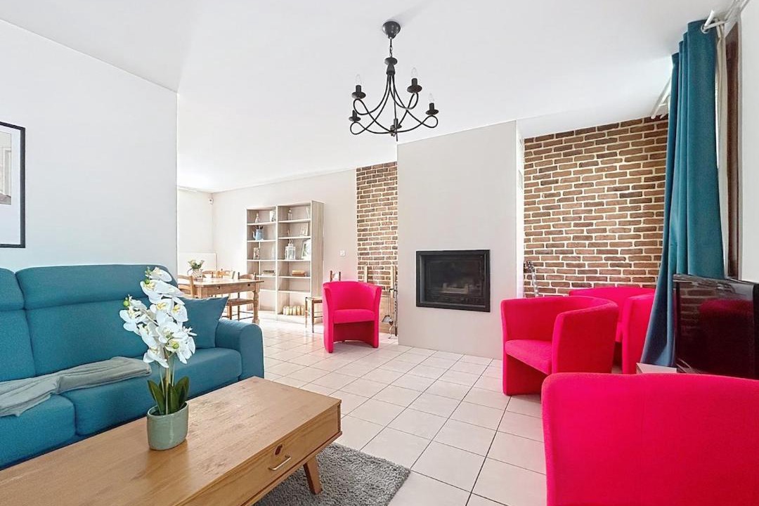 Photo of Livingroom in Margny-les-Compiegne