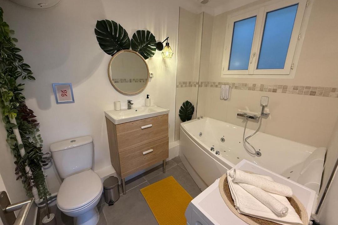 Photo of Bathroom in Neuilly-sur-Marne