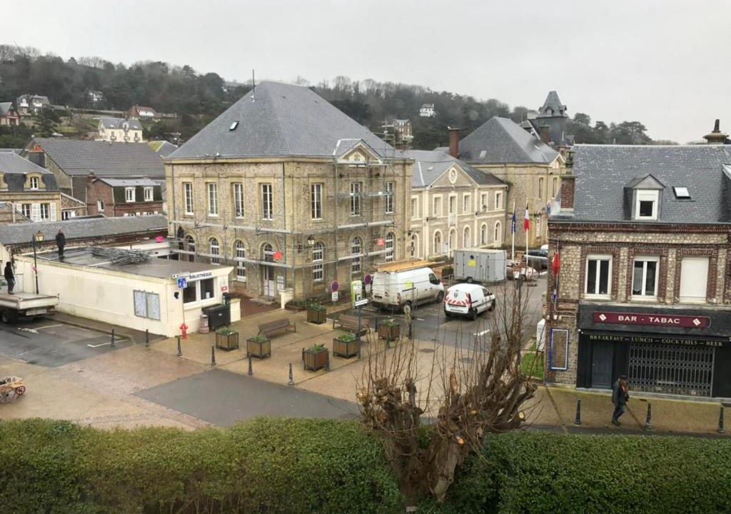 Photo of Others in Etretat