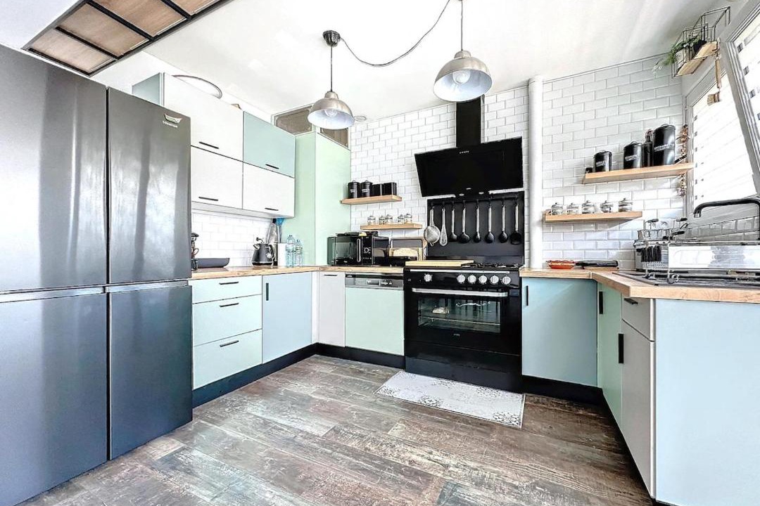 Photo of Kitchen in Saint-Quentin-en-Yvelines