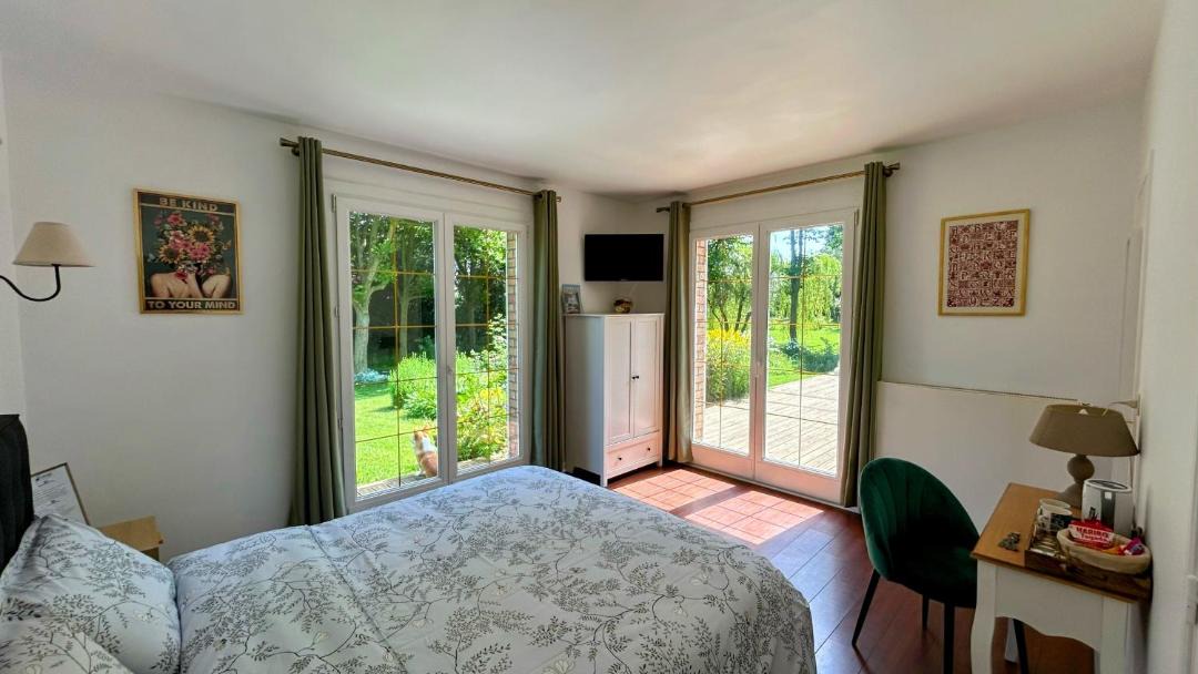 Photo of Bedroom in Flesselles