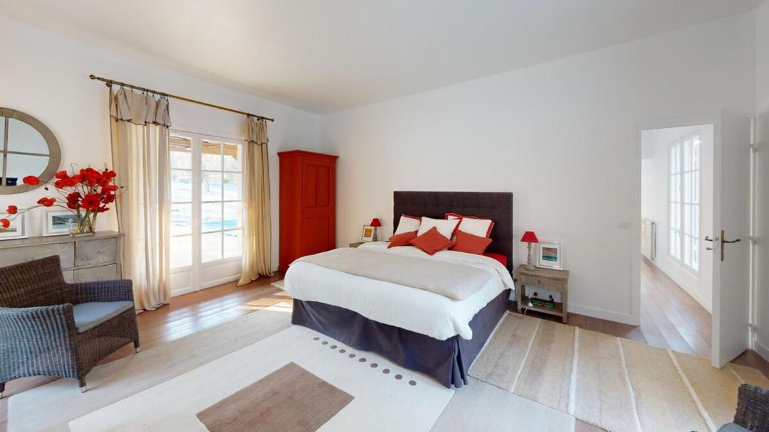 Photo of Bedroom in Dampierre-en-Yvelines