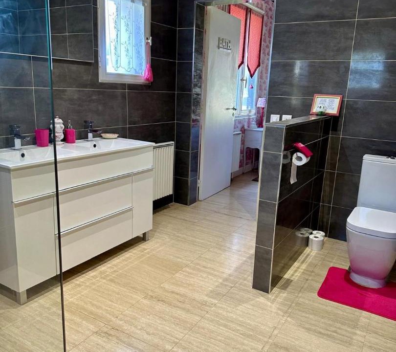 Photo of Bathroom in Ermenonville