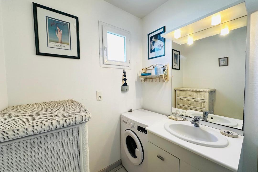 Photo of Bathroom in Fouras