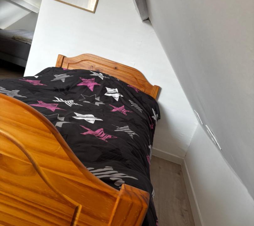 Photo of Bedroom in Calais Frethun