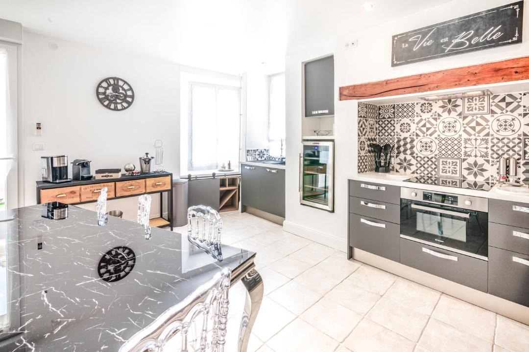 Photo of Kitchen in Le Mesnil-sur-Oger