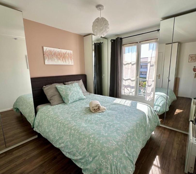 Photo of Bedroom in Limeil-Brevannes