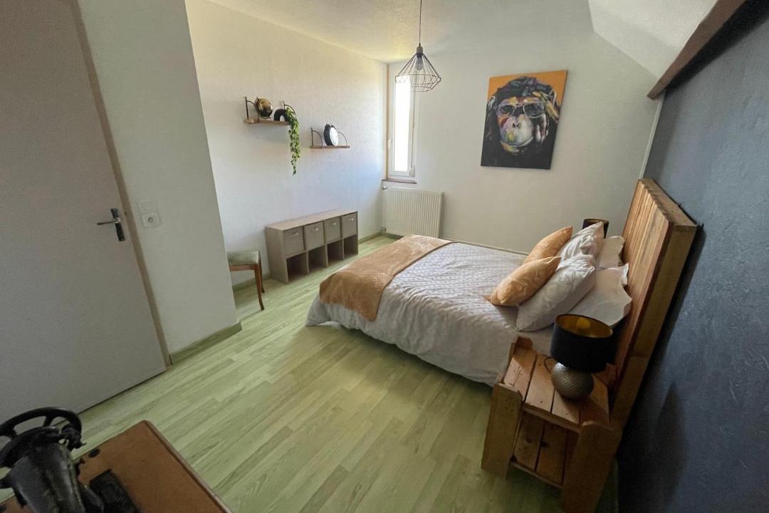 Photo of Bedroom in Coucy-le-Chateau-Auffrique