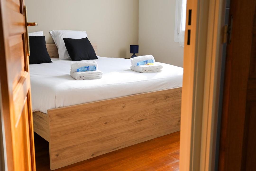 Photo of Bedroom in Moussy