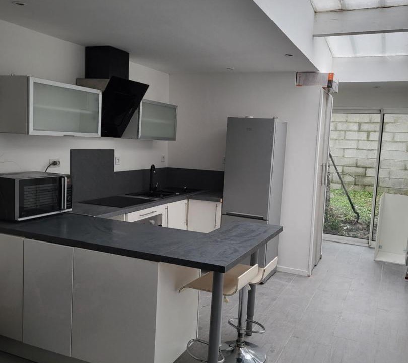 Photo of Kitchen in Lens