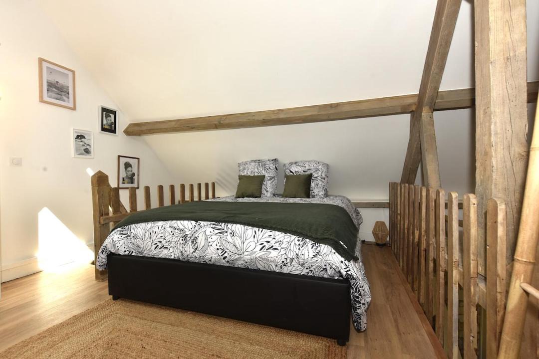 Photo of Bedroom in Thierache Sambre et Oise