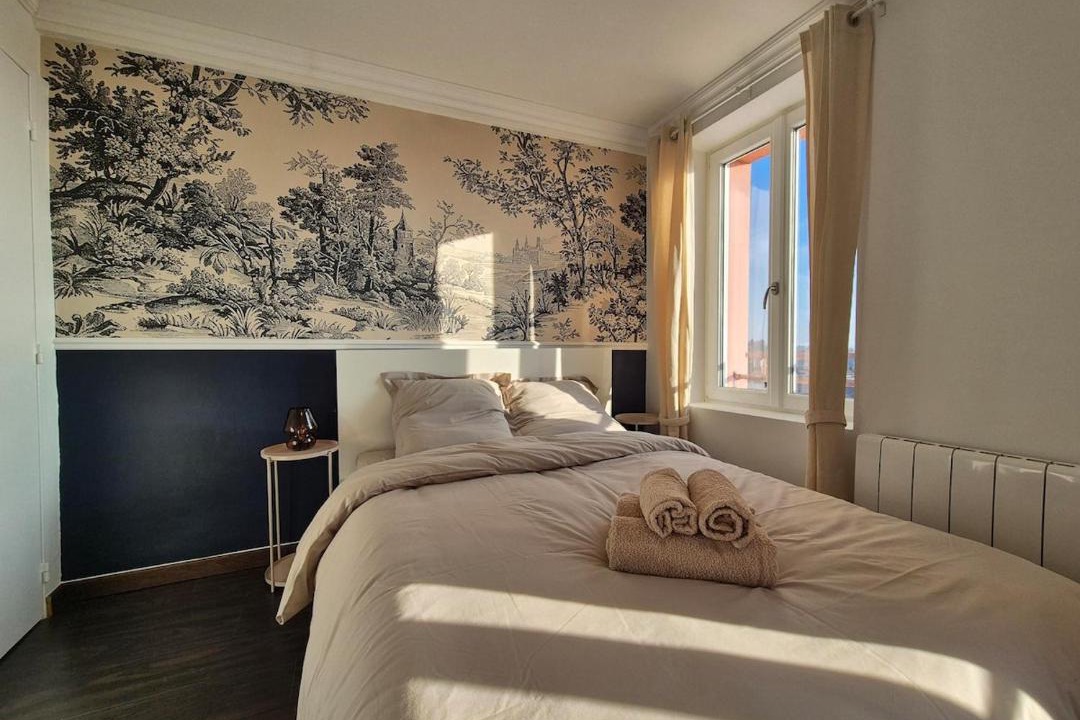 Photo of Bedroom in Montbeliard