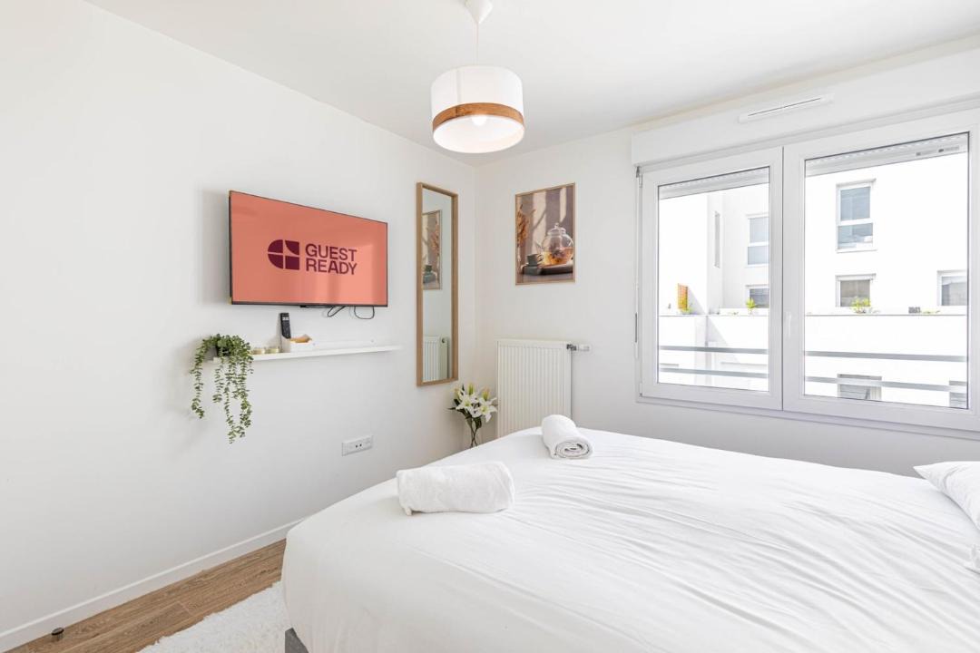 Photo of Bedroom in Romainville