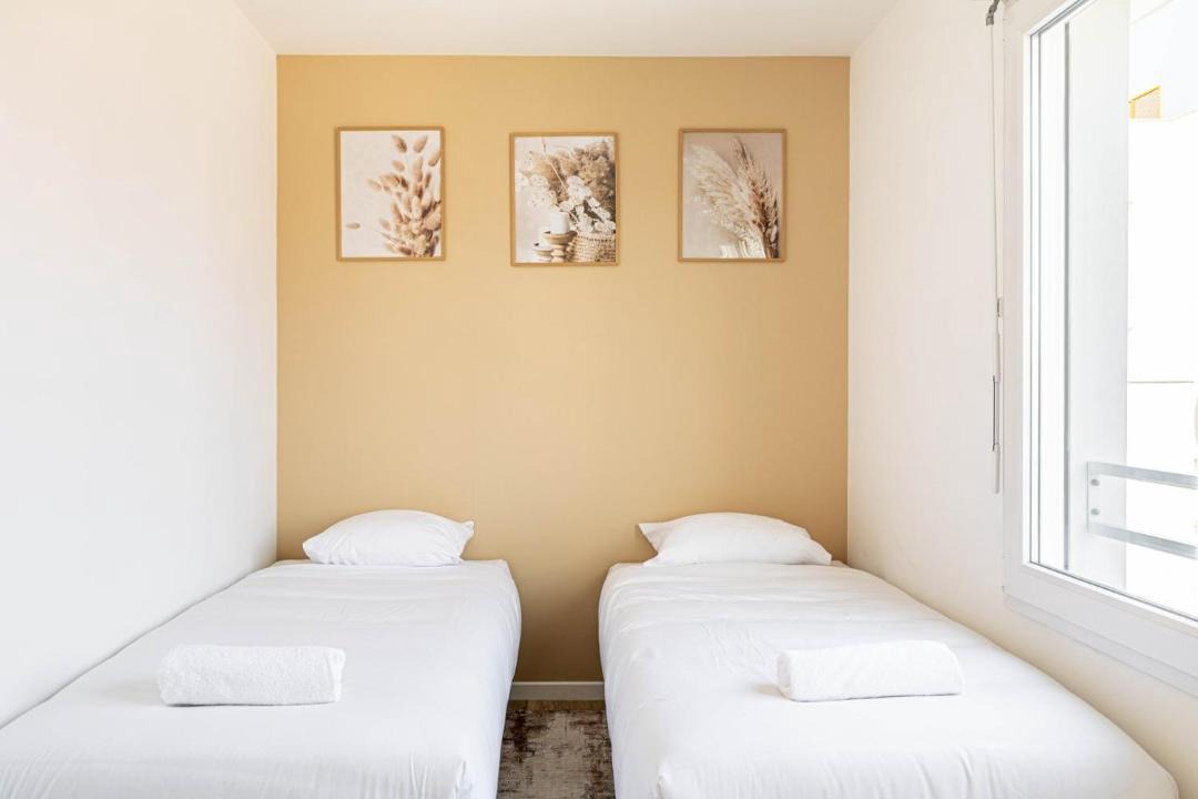 Photo of Bedroom in Romainville