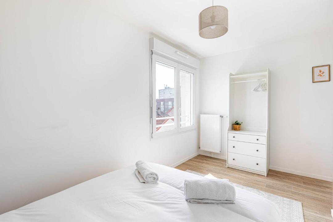 Photo of Bedroom in Romainville