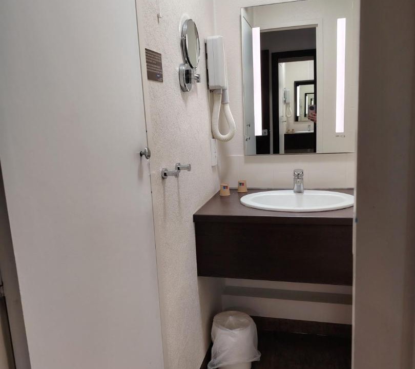 Photo of Bathroom in Laon