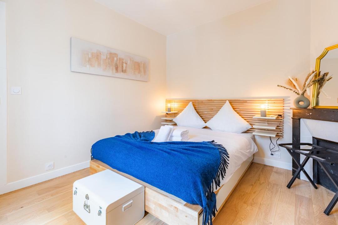 Photo of Bedroom in Enghien-les-Bains
