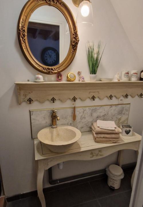 Photo of Bathroom in Herin