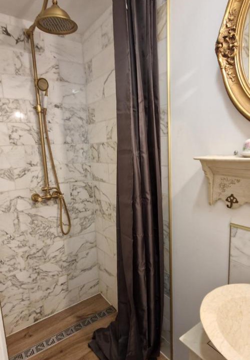 Photo of Bathroom in Herin