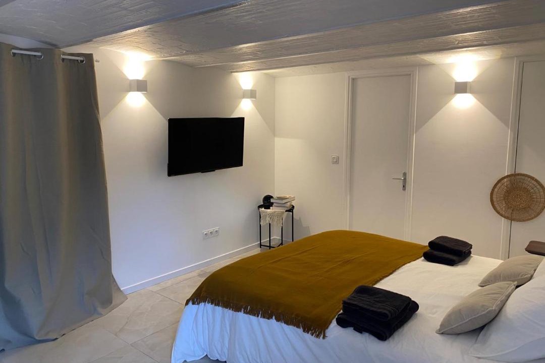 Photo of Bedroom in Bois-le-Roi
