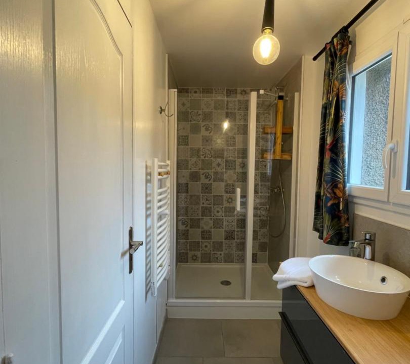 Photo of Bathroom in Saint-Pierre-du-Vauvray