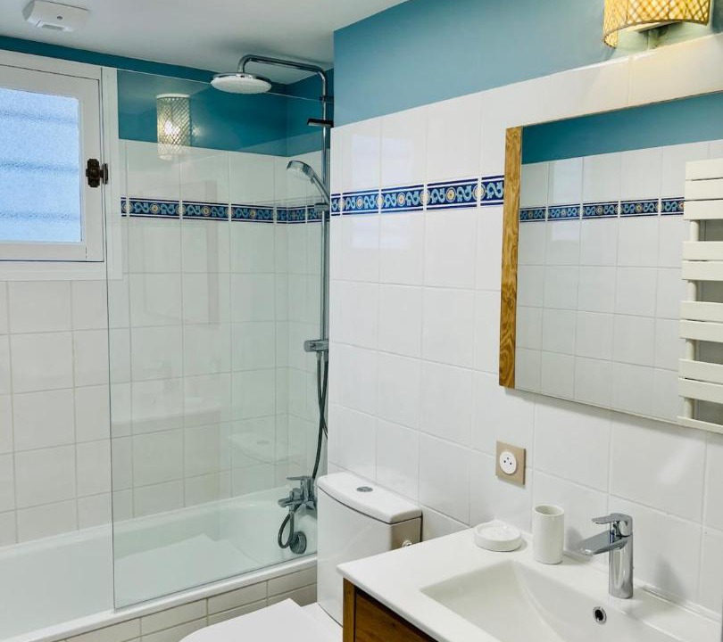 Photo of Bathroom in Saint-Pierre-du-Vauvray