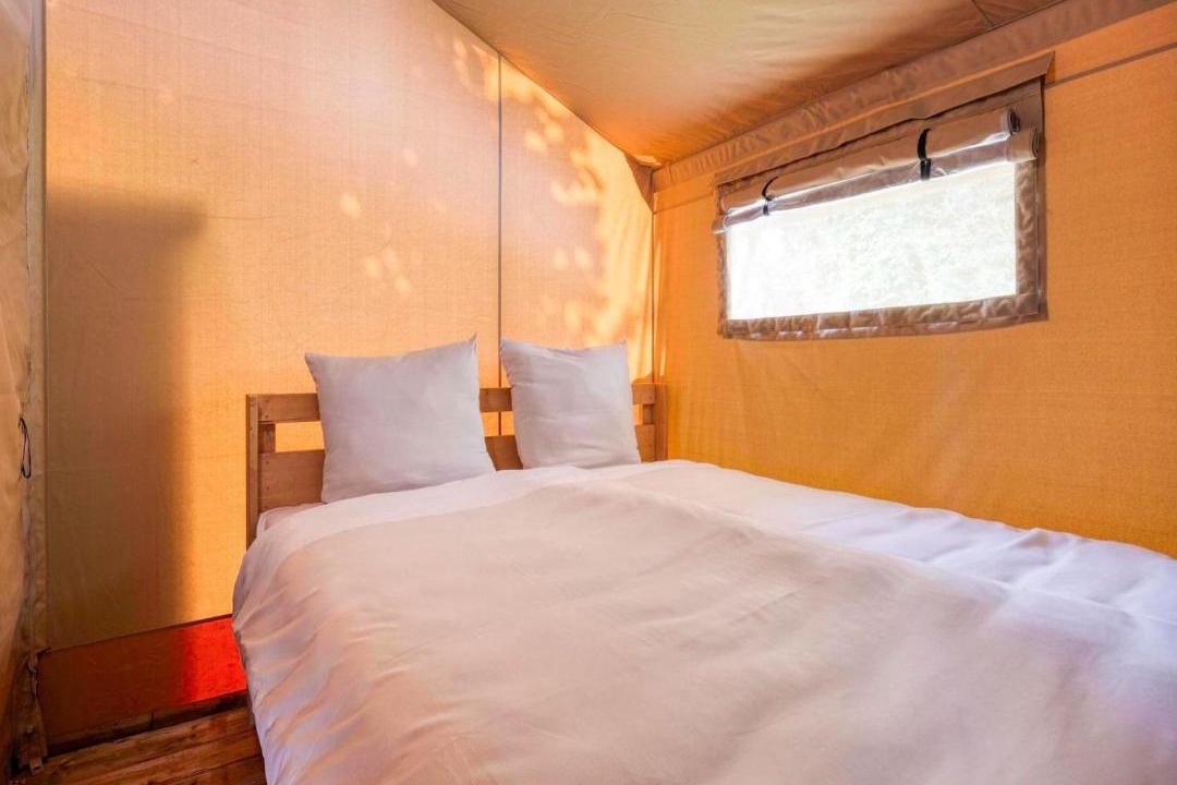 Photo of Bedroom in Signy-lAbbaye