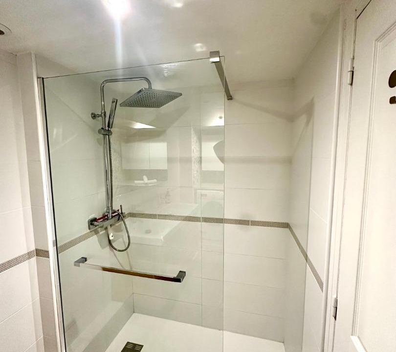 Photo of Bathroom in Abbeville
