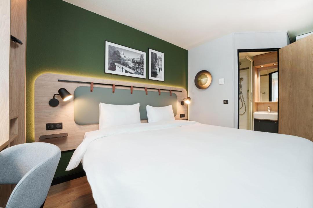 Photo of Bedroom in Le Blanc-Mesnil