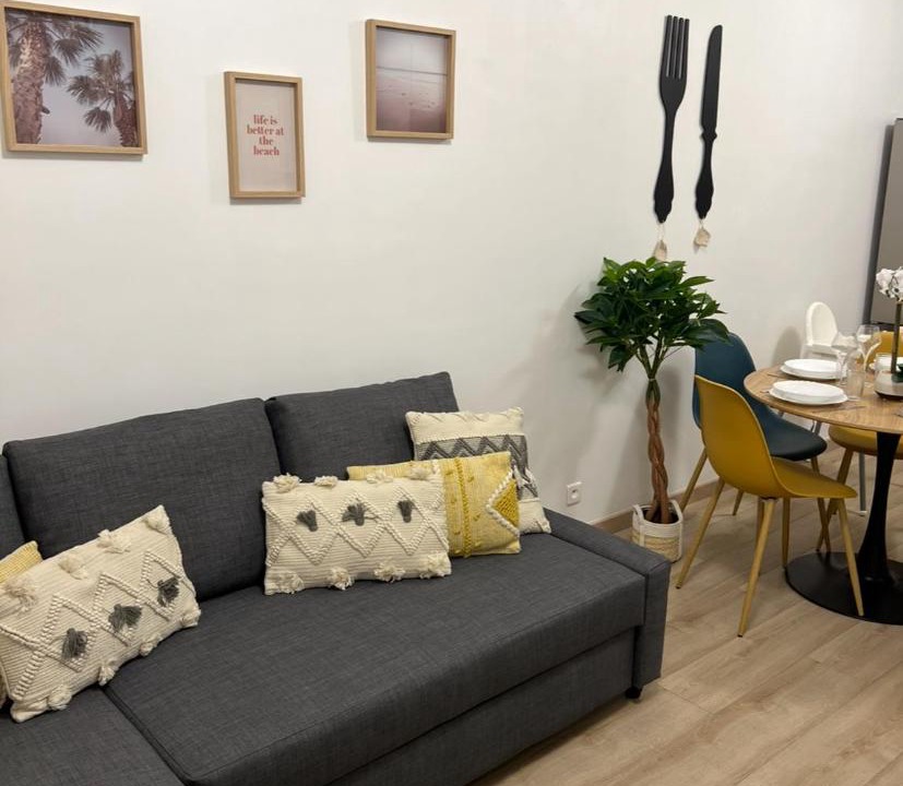 Photo of Livingroom in 14th Arrondissement