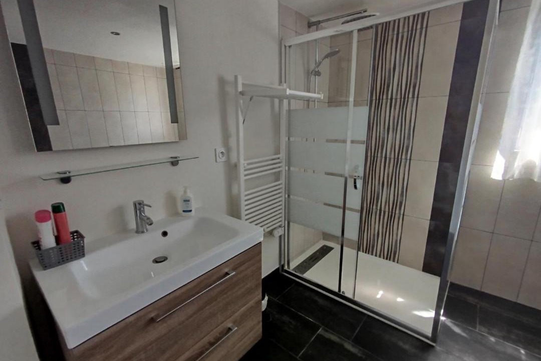 Photo of Bathroom in Nogent-l'Artaud