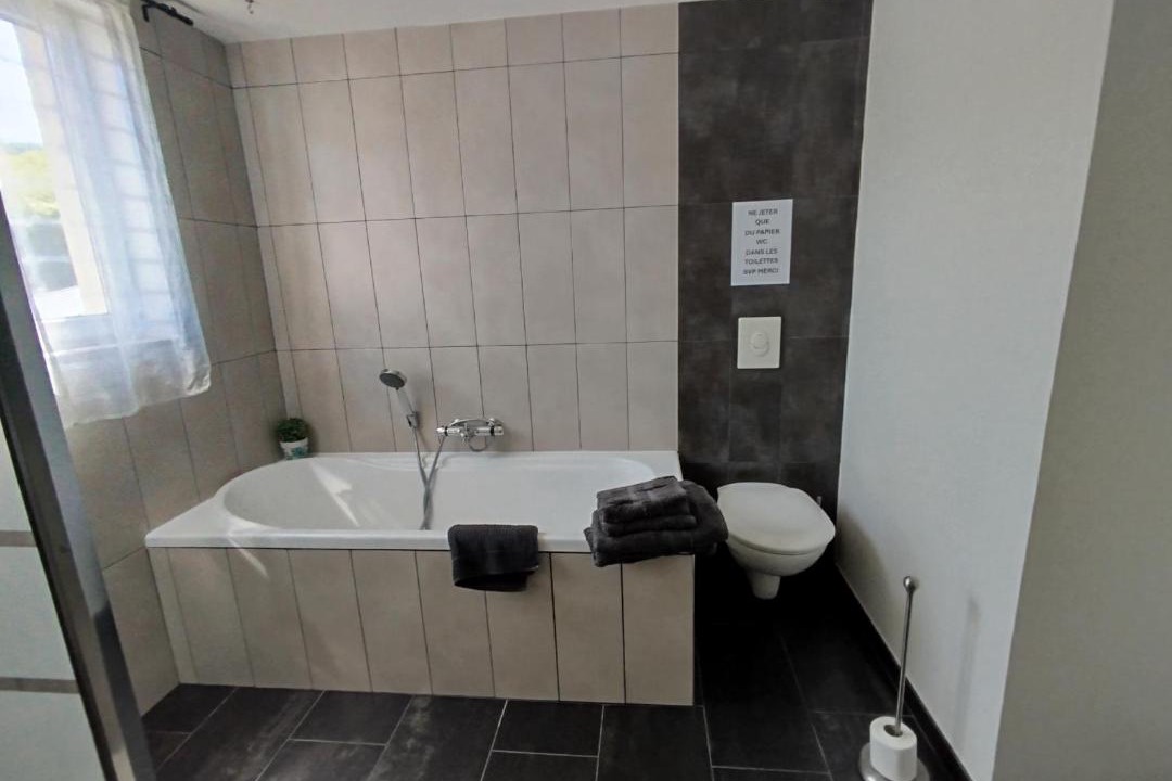 Photo of Bathroom in Nogent-l'Artaud