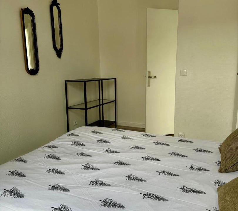Photo of Bedroom in La Chapelle-en-Serval
