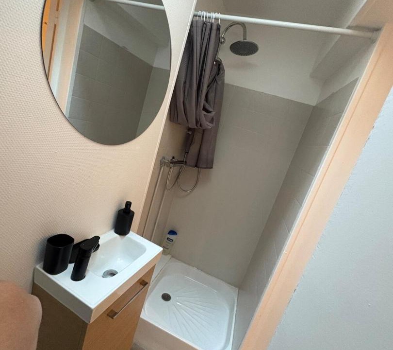 Photo of Bathroom in Bailleval