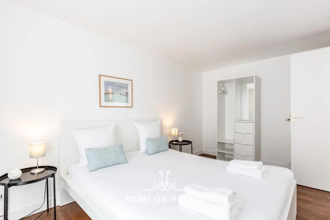 Photo of Bedroom in Enclos