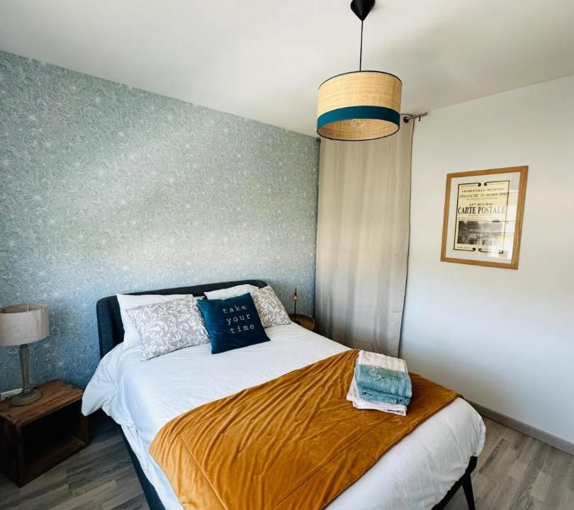 Photo of Bedroom in Charleville-Mezieres
