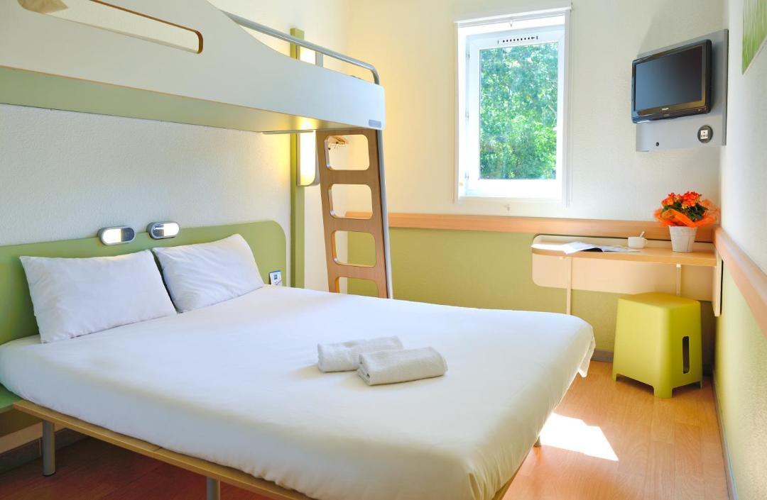 Photo of Bedroom in Bry-sur-Marne