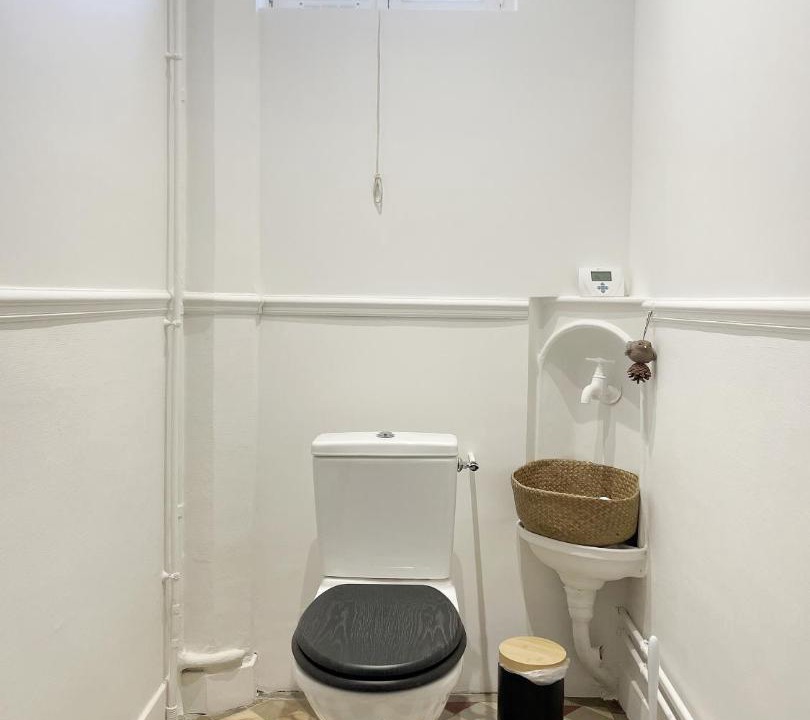 Photo of Bathroom in Chantilly