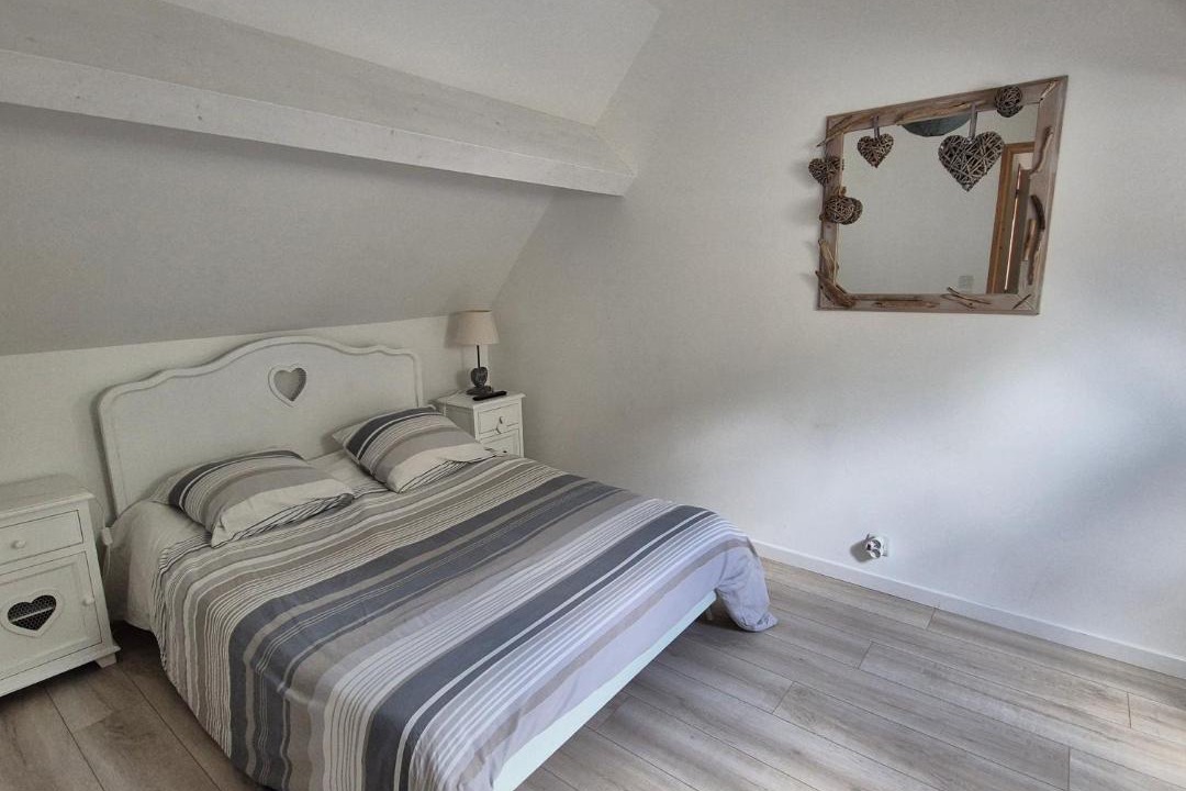 Photo of Bedroom in Sainte-Genevieve-les-Gasny
