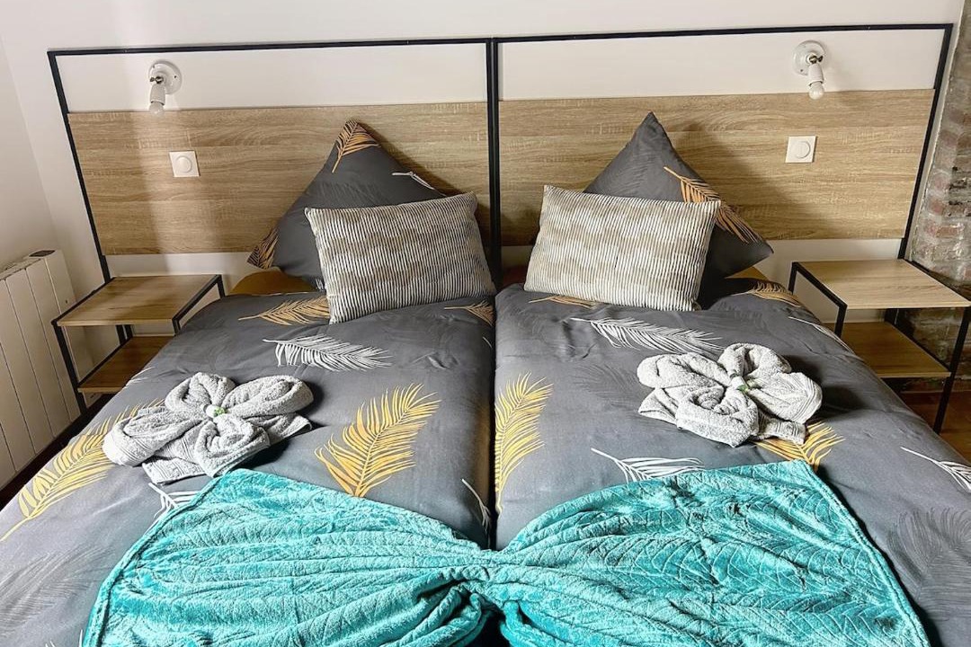 Photo of Bedroom in Margny-les-Compiegne