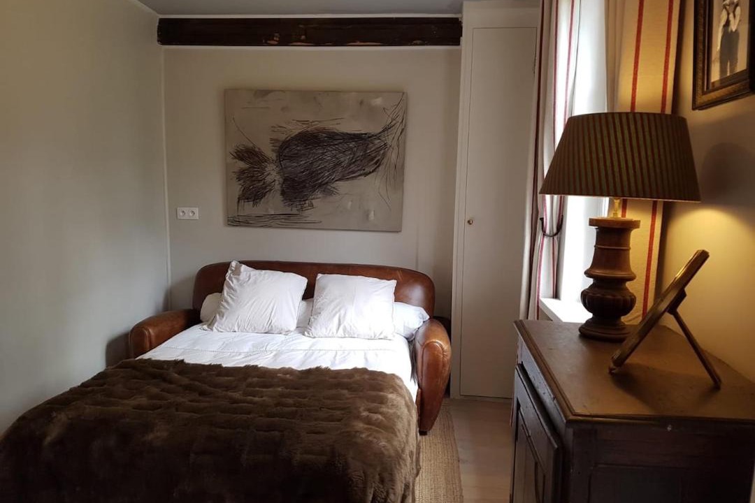 Photo of Bedroom in Ecrainville