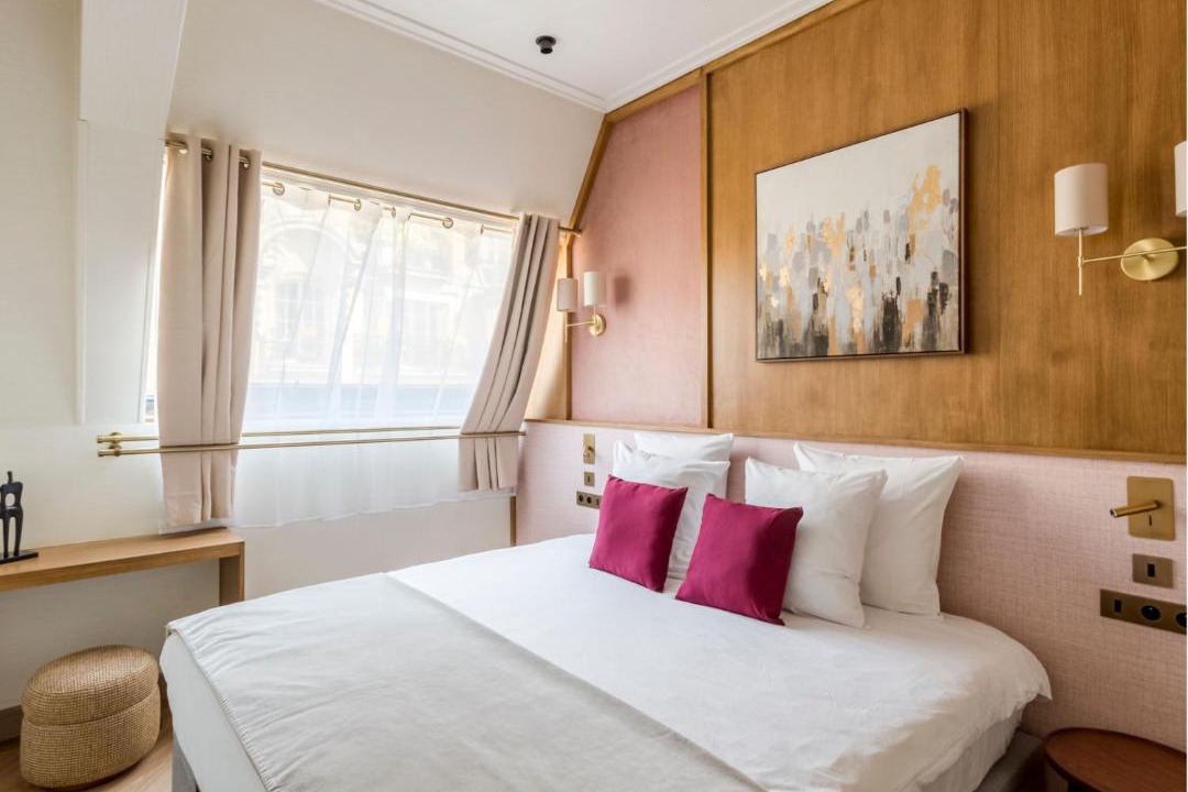 Photo of Bedroom in Grenelle