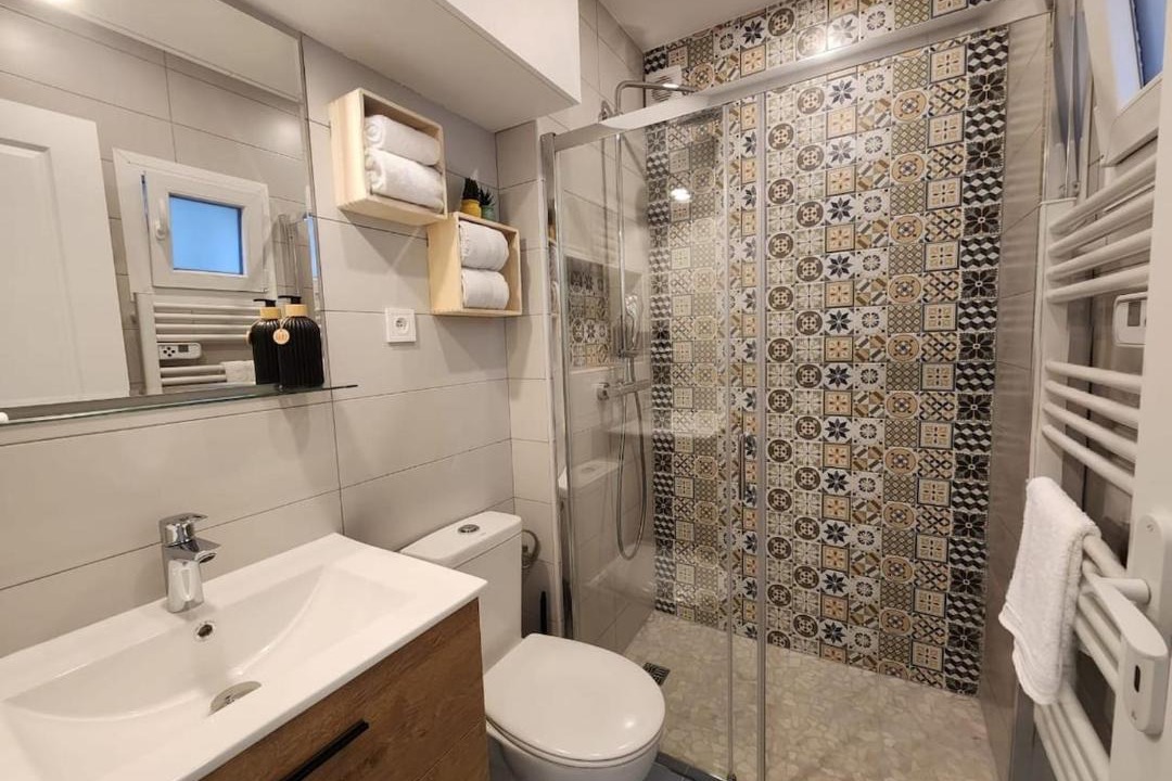 Photo of Bathroom in La Celle-sous-Gouzon