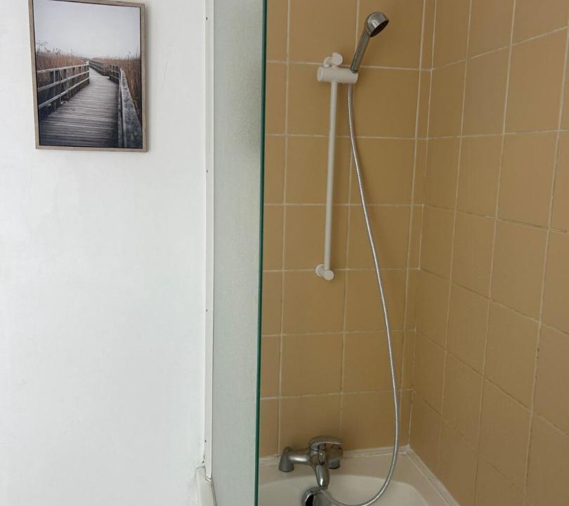 Photo of Bathroom in Armentieres