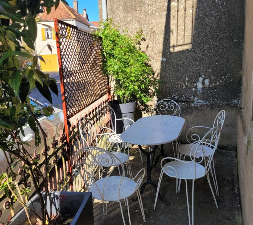 Photo of Patio Balcony in Saint-Sernin-du-Plain