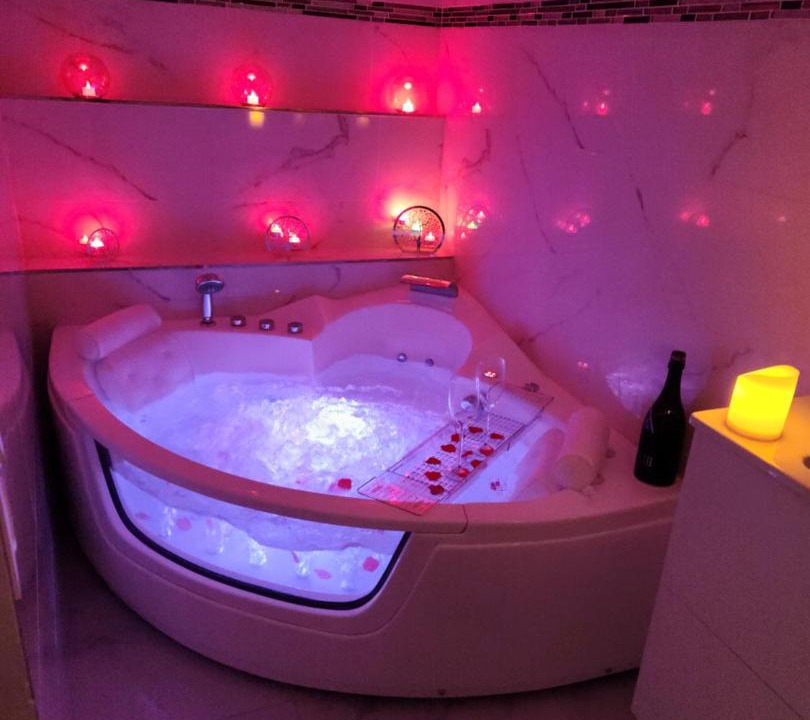 Photo of Bathroom in Ay