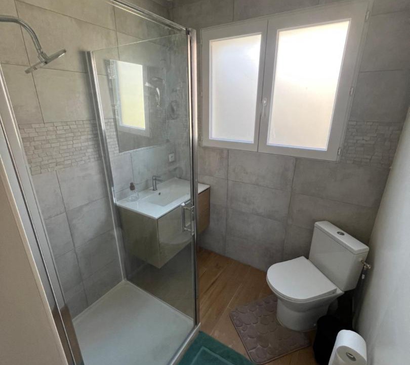 Photo of Bathroom in Beauvais