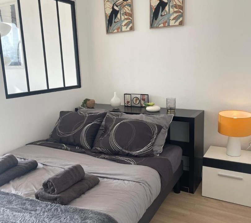 Photo of Bedroom in Mons-en-Baroeul